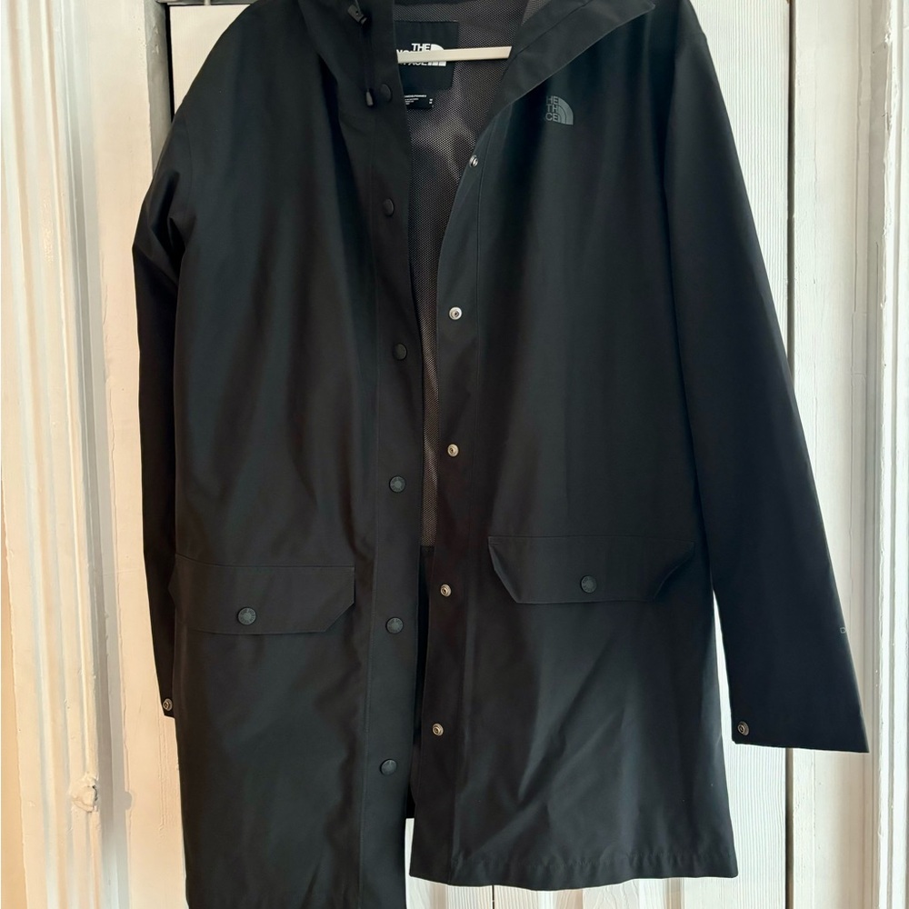 The North Face Women’s Woodmont Rain Jacket, Like New